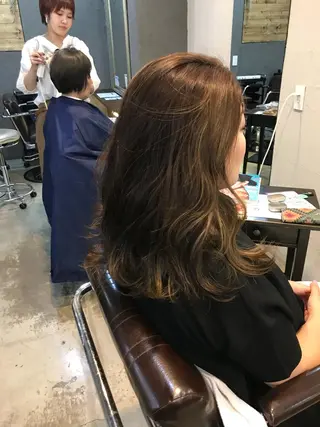 ロング カラー 正分 真美のヘアスタイル