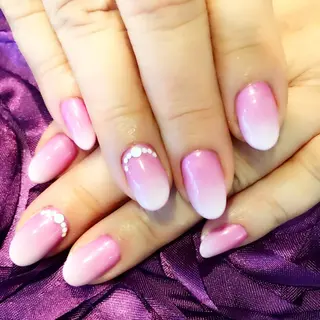 ネイル Angeailes〜アンジュエール〜所属・開運ネイル Angeailesのネイルデザイン