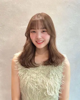 セミロング 透明感カラー🎨 たくまのヘアスタイル