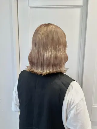 ミディアム allum所属・allum SAKURAのヘアスタイル