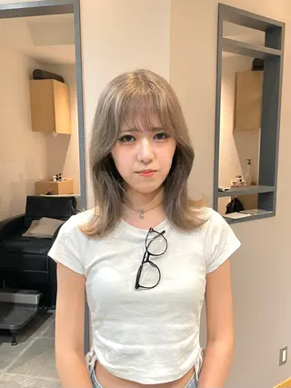 ミディアム カラー 西村 れいのヘアスタイル