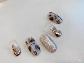 ネイル 【尾下】 ロイヤル•セラピストのネイルデザイン