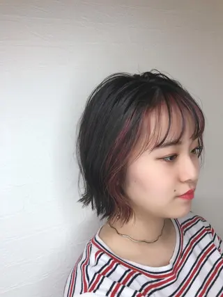 ショート カラー 山崎 俊介のヘアスタイル