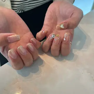ネイル THEBALM threeネイル💅のネイルデザイン