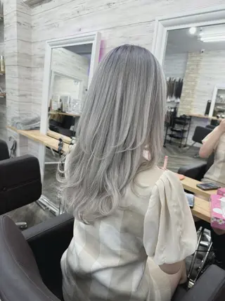 セミロング カラー 北沢 隆のヘアスタイル