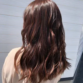 ロング 半田 知穂のヘアスタイル