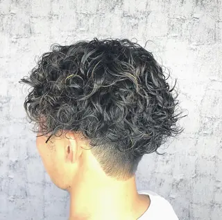 パーマ メンズ 佐野 太河のヘアスタイル
