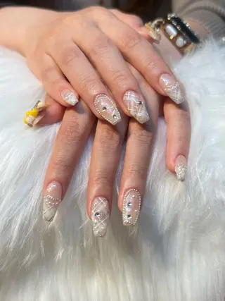 ネイル Nail salon Ecrin所属・Kana .のネイルデザイン