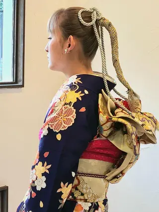 【大宮】デザイナー Anne 諳 アンのヘアスタイル