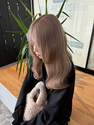 ロング 🧋ミルクティーカラ ー🧋特化小林拓登のヘアスタイル