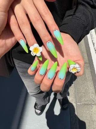 ネイル IROHA Nail 矢掛萌子のネイルデザイン