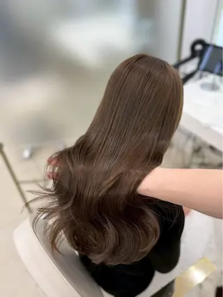 ロング カラー COA銀座所属・🫧RYOグレージュ /透け感カラー🫧のヘアスタイル