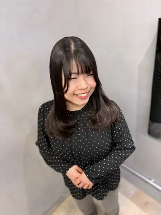 ミディアム 寺下 璃桜のヘアスタイル