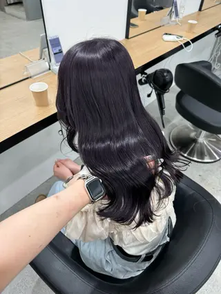 ロング カラー 暗髪🩶ラベンダー/ ブルー/ユウナ🤍のヘアスタイル