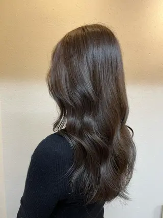 カラー PUUR所属・🍒鈴木 エミリ🍒のヘアスタイル