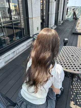 ロング カラー 清水 結生のヘアスタイル