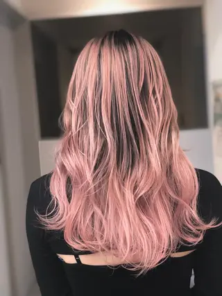 ロング EIGHT 船橋のヘアスタイル