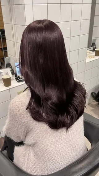 ロング カラー 透けるやわらか艶髪♡ ナチュラルストレートのヘアスタイル