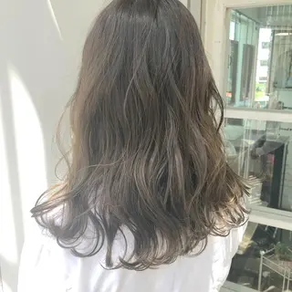 セミロング カラー 榎園 由美のヘアスタイル