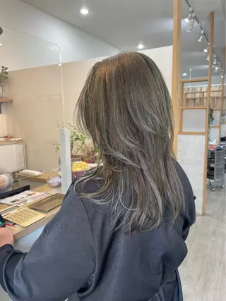 ミディアム Rocca hair aoiのヘアスタイル