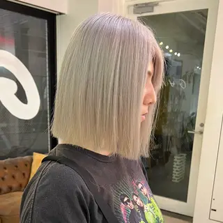 ショート カラー パーマ ヘアアレンジ 🧨ブリーチー×ボブ レイヤー💎じゅえるのヘアスタイル