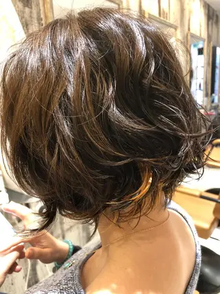 ショート カラー パーマ 【デザイナー】田中 美生のヘアスタイル