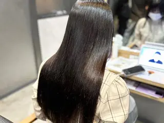 カラー 稲田 ことみのヘアスタイル