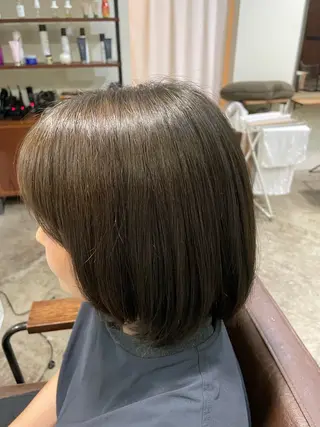 カラー 鈴木 綾華のヘアスタイル