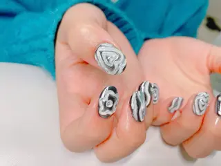 ネイル Nail&Eyelash epa 仙台駅前店所属・さとう のぞみのネイルデザイン