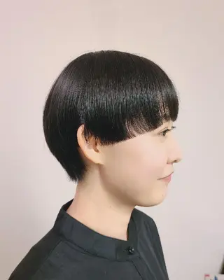 ショート yolo.所属・夜特化型ヘアサロン 𓃱yolo.タナベのヘアスタイル