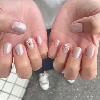 ネイル 脇坂 千晶のネイルデザイン