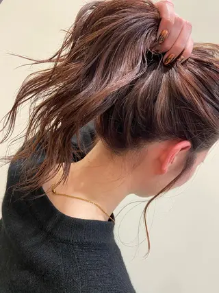 セミロング カラー Amour なぐらのヘアスタイル