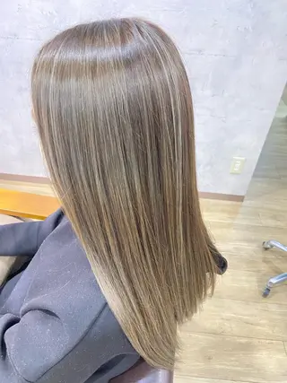 カラー lico hair&relaxation所属・lico 栁 詩音のマツエク・マツパデザイン