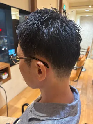 メンズ おもだか　がく /レディースカットのヘアスタイル