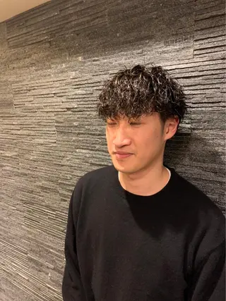 パーマ メンズ ヒロ銀座所属・牧 颯斗のヘアスタイル