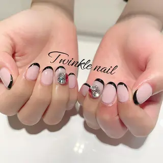 ネイル 中井 綾香の眉毛・アイブロウイメージ