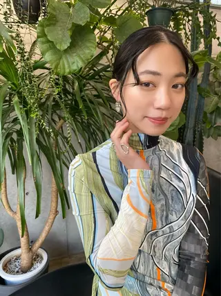 セミロング カラー ヘアアレンジ 似合わせカット レイヤーボブウルフのヘアスタイル