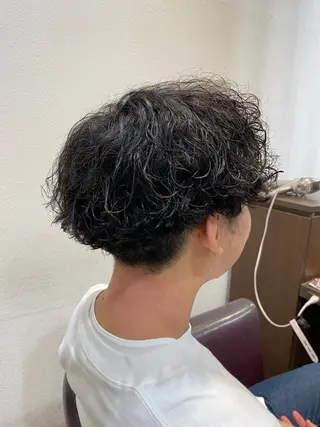 パーマ メンズ 仲井 充のヘアスタイル