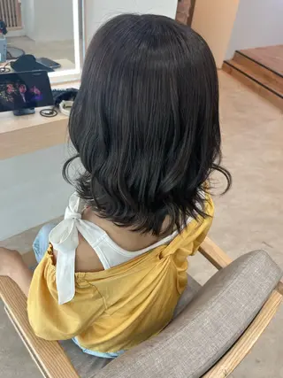 ミディアム カラー Little福岡 ‪🌱‬ AIのヘアスタイル