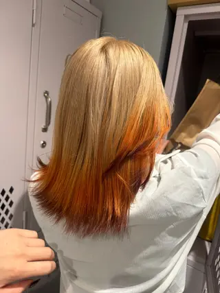 カラー 艶 ケアブリーチ 🎀🩵RISAのヘアスタイル