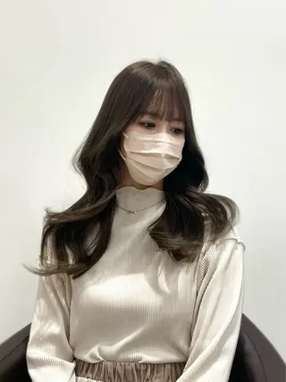 セミロング カラー 岡山 愛のヘアスタイル