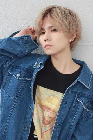 ショート カラー メンズ 曲がる縮毛矯正 髪質改善/西尾 幸樹のヘアスタイル