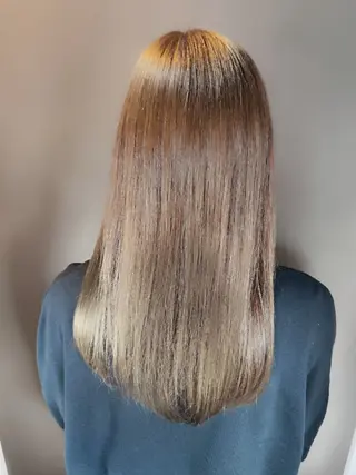 ロング Suimmie 田島のヘアスタイル