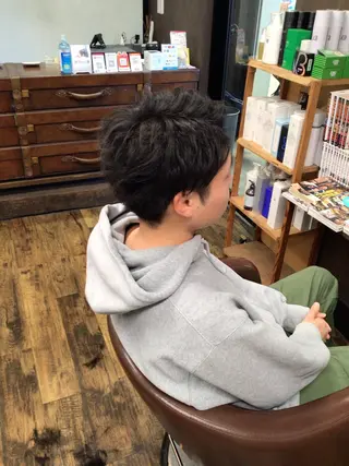 ショート 香川 裕基のヘアスタイル