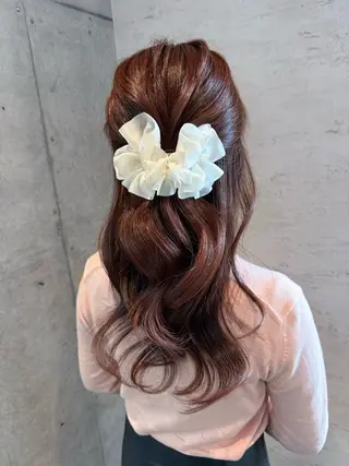 ロング ヘアアレンジ 女性に人気♪ はやしほのかのヘアスタイル