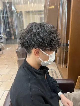 ミディアム パーマ メンズ メンズカットパーマ ✂️ JOYAのヘアスタイル