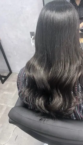 ロング カラー 熊谷 有紗のヘアスタイル