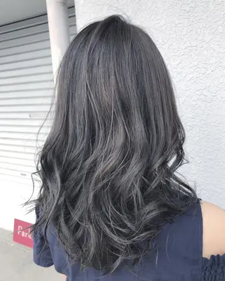 セミロング カラー レイヤーカット匠 イソザキノリユキのヘアスタイル