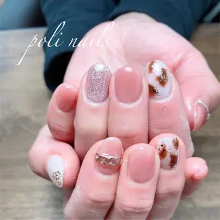 ネイル poli nailsのネイルデザイン