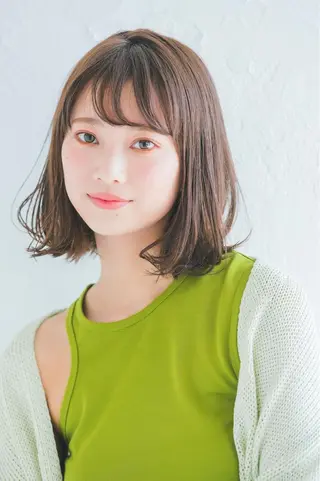 ミディアム カラー パーマ ヘアアレンジ ネイル "オトナ髪”/ LAKA TOCCAのヘアスタイル